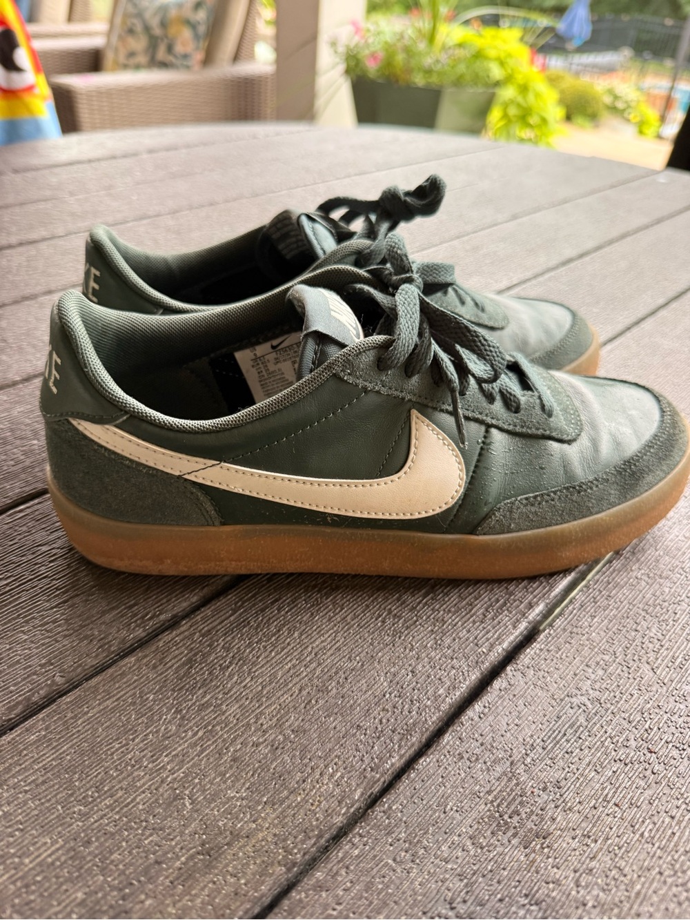Nike Women’s Dark Green Killshot Low-Top Sneakers with White Swoosh and Gum Sole